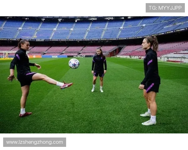 巴萨女足球星列克马腾斯领衔球队争夺欧洲冠军 展现非凡实力与领导力